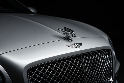 Bentley Continental GT close-up Flying B logo and front grille